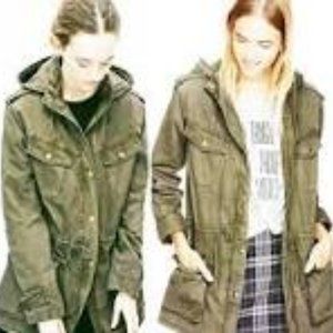Aritzia Talula olive green jacket